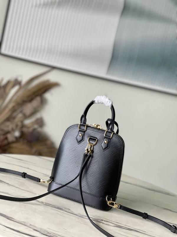 L X V ALMA Backpack 15x20x10cm?Multiple colors?