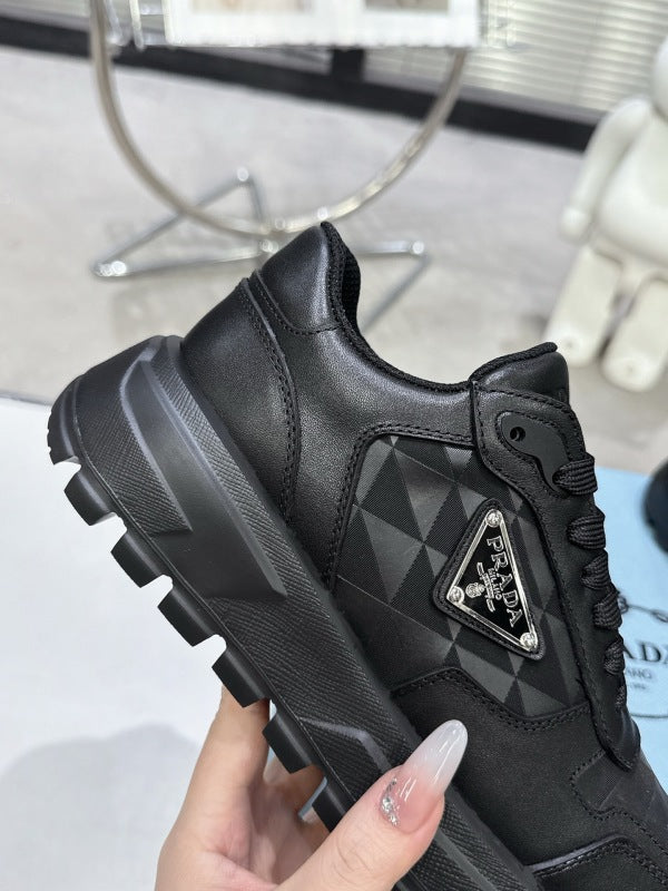 PRD sneaker 2025