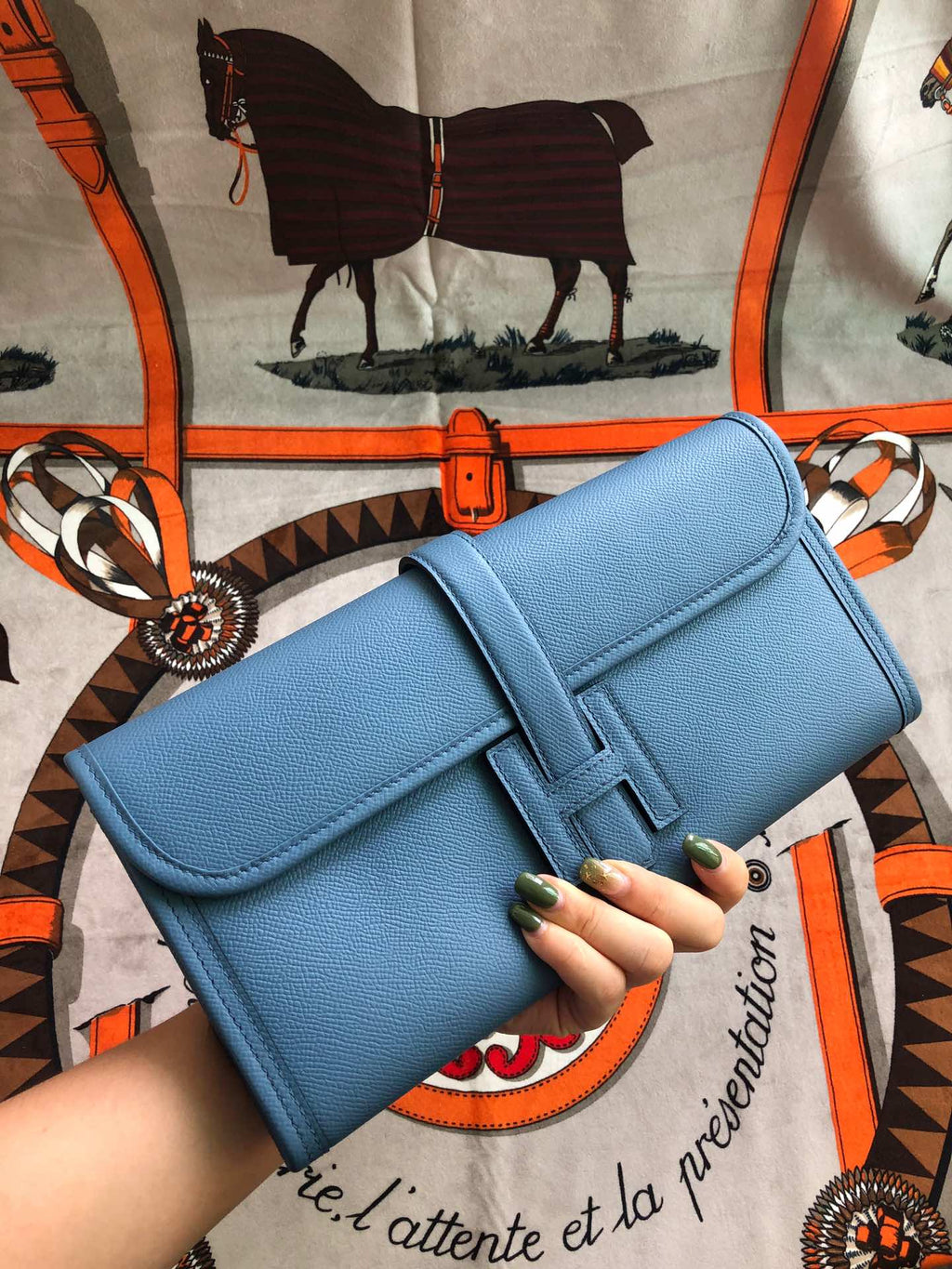 HM Jige 29 Glaucous Blue Epsom 229075