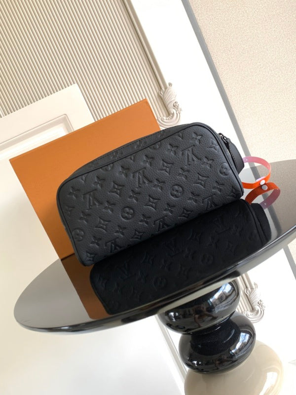 L X V Shoulder handbag 28*15*16.5cm