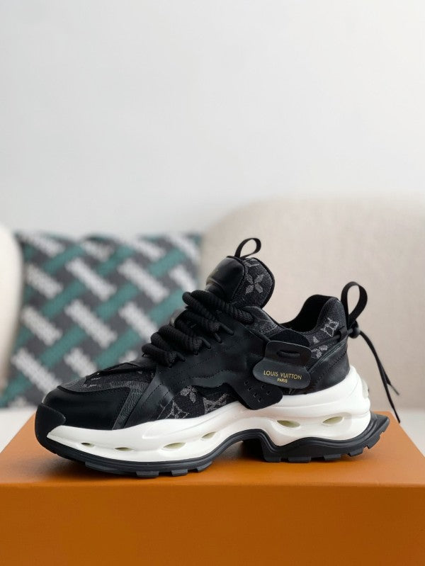 L X V CASUAL SNEAKERS