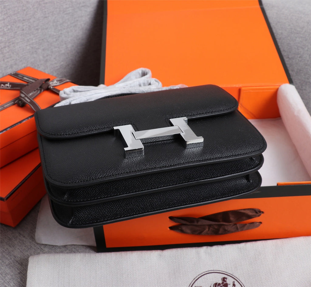 HM CONSTANCE BAGS 18 BLACK EPSOM SILVER HARDWARE