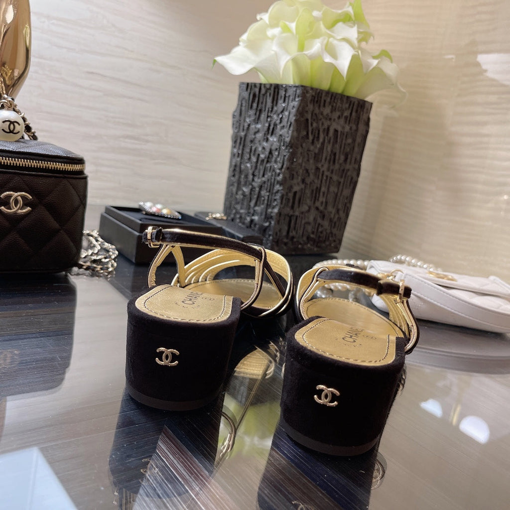 SLINGBACKS SANDAL IN BLACK SUEDE