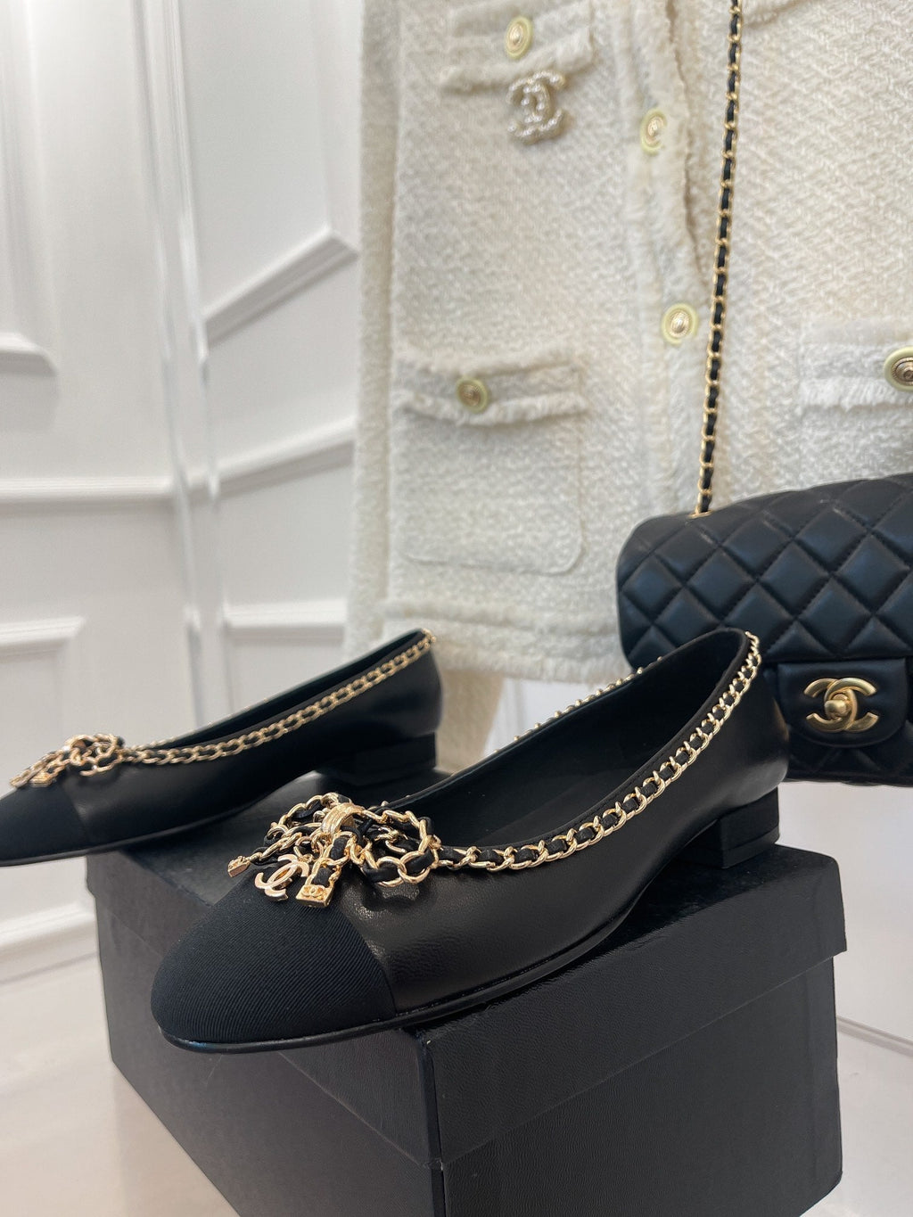 CC Ballet Flats 25mm Black Bow Tie Chain Lambskin