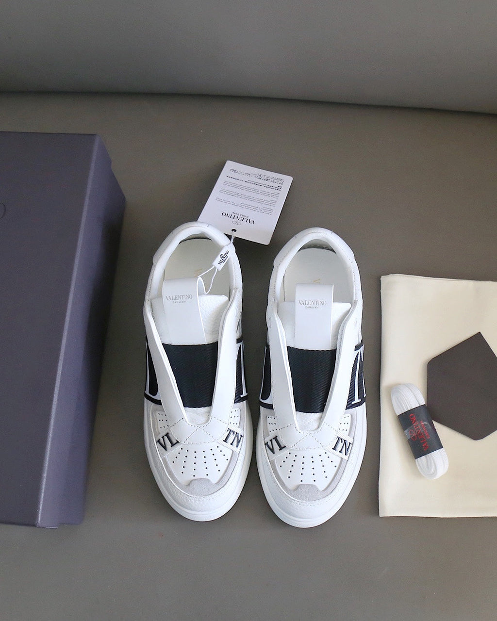 VT 25 Slip-On VL7N Sneaker White Black Cowhide