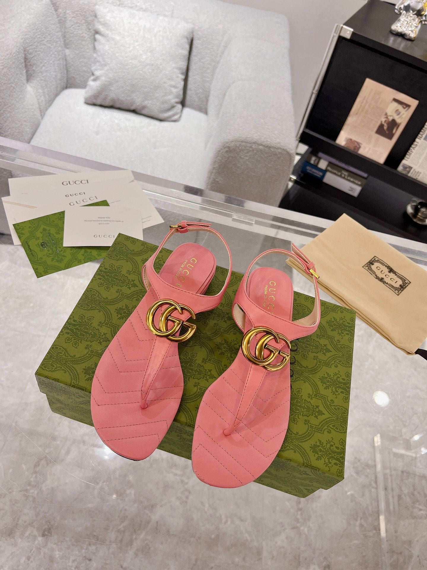 GC Double G Block Heel Thong Sandals Pink Leather 292409