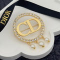 CD Brooch 172612