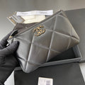 CC 19 Pouch 20cm Black Calfskin
