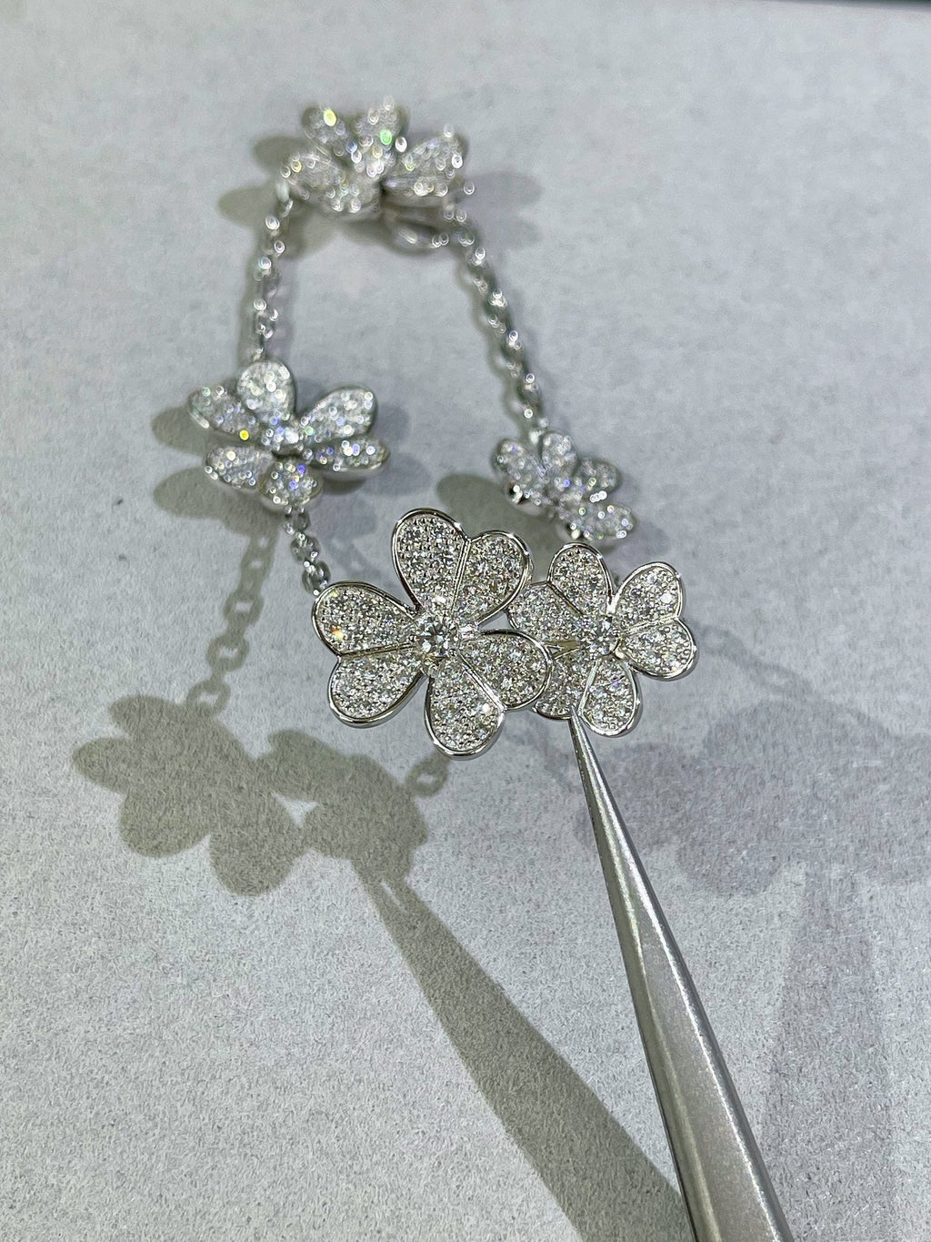VCA Flower 5 Motifs Pink Mop Full Diamond Bracelet