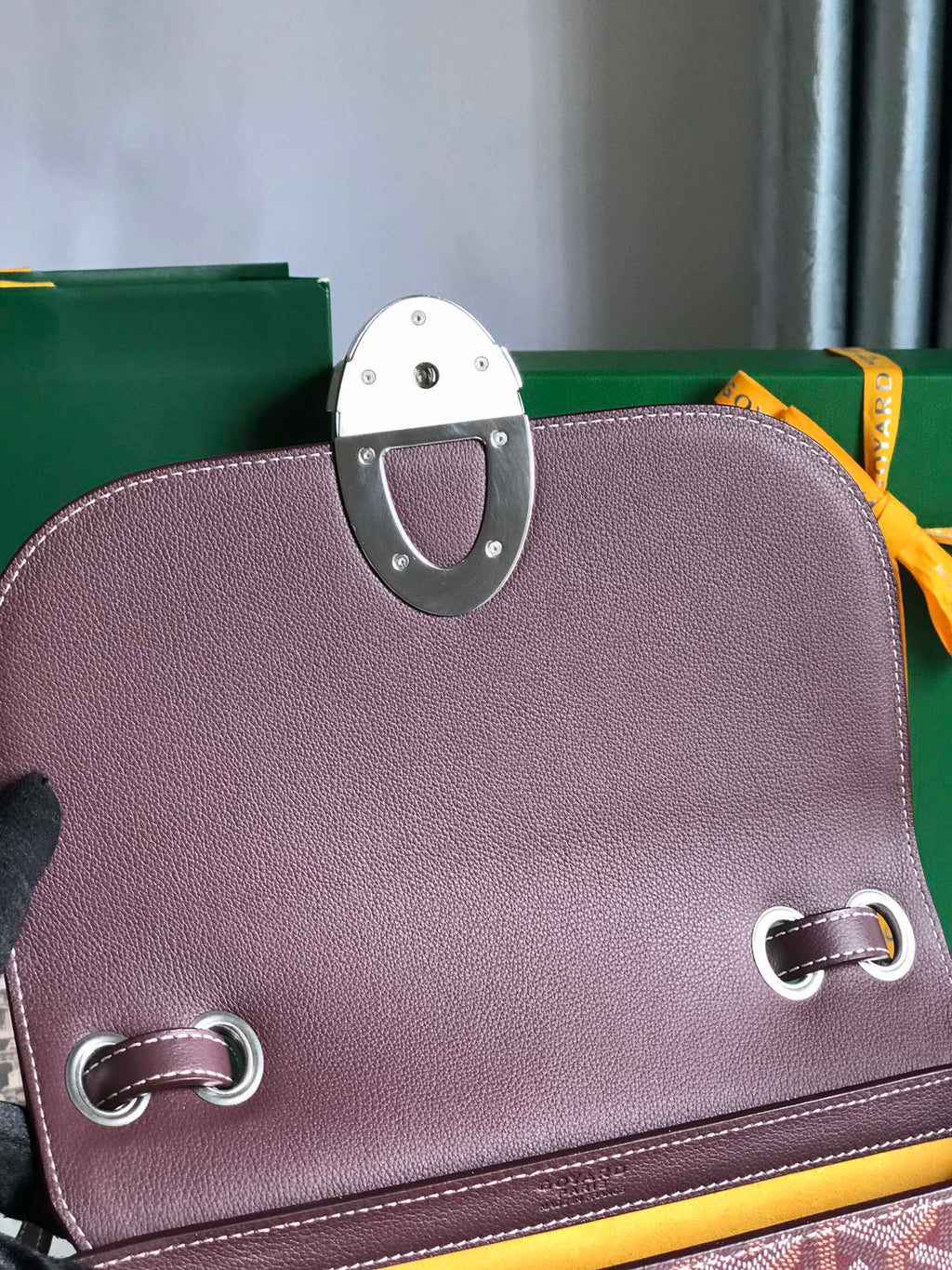 233 BAG 25 IN WINE RED CALFSKIN AND GOYARDINE CANVAS