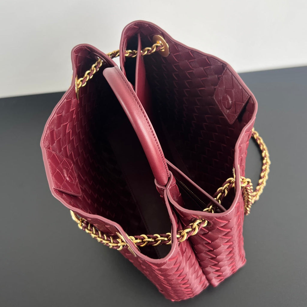 bv medium andiamo 32 burgundy lambskin