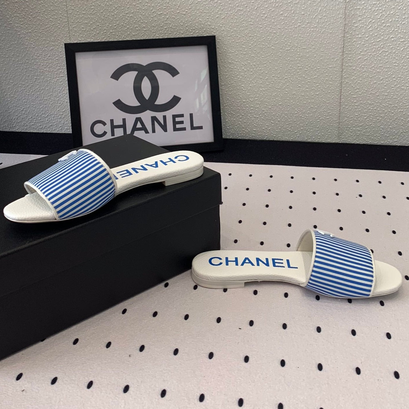 MULES blue LAMBSKIN