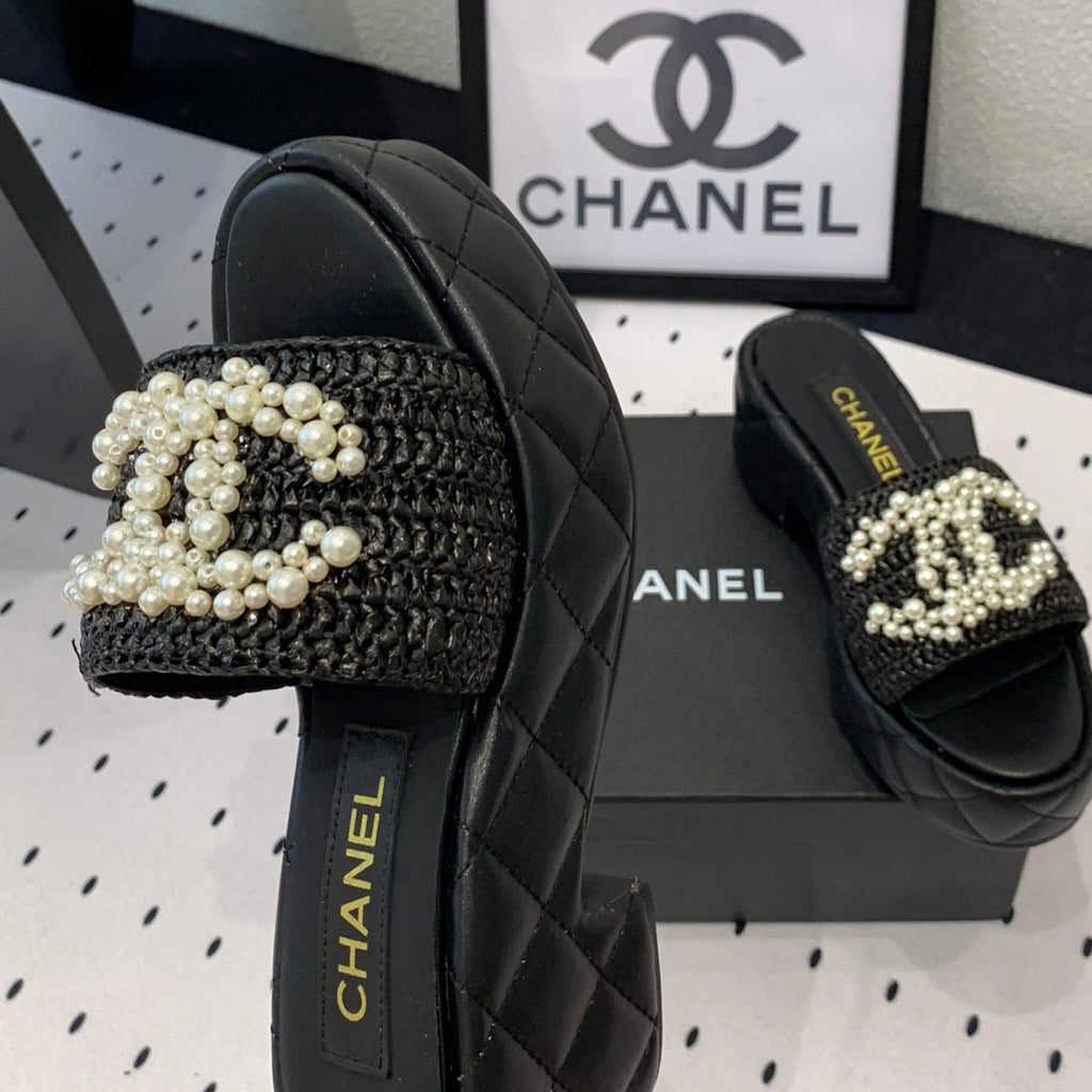 Double CC pearl platform sandals Sheepskin Black