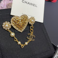 CC Brooch Gold 163085