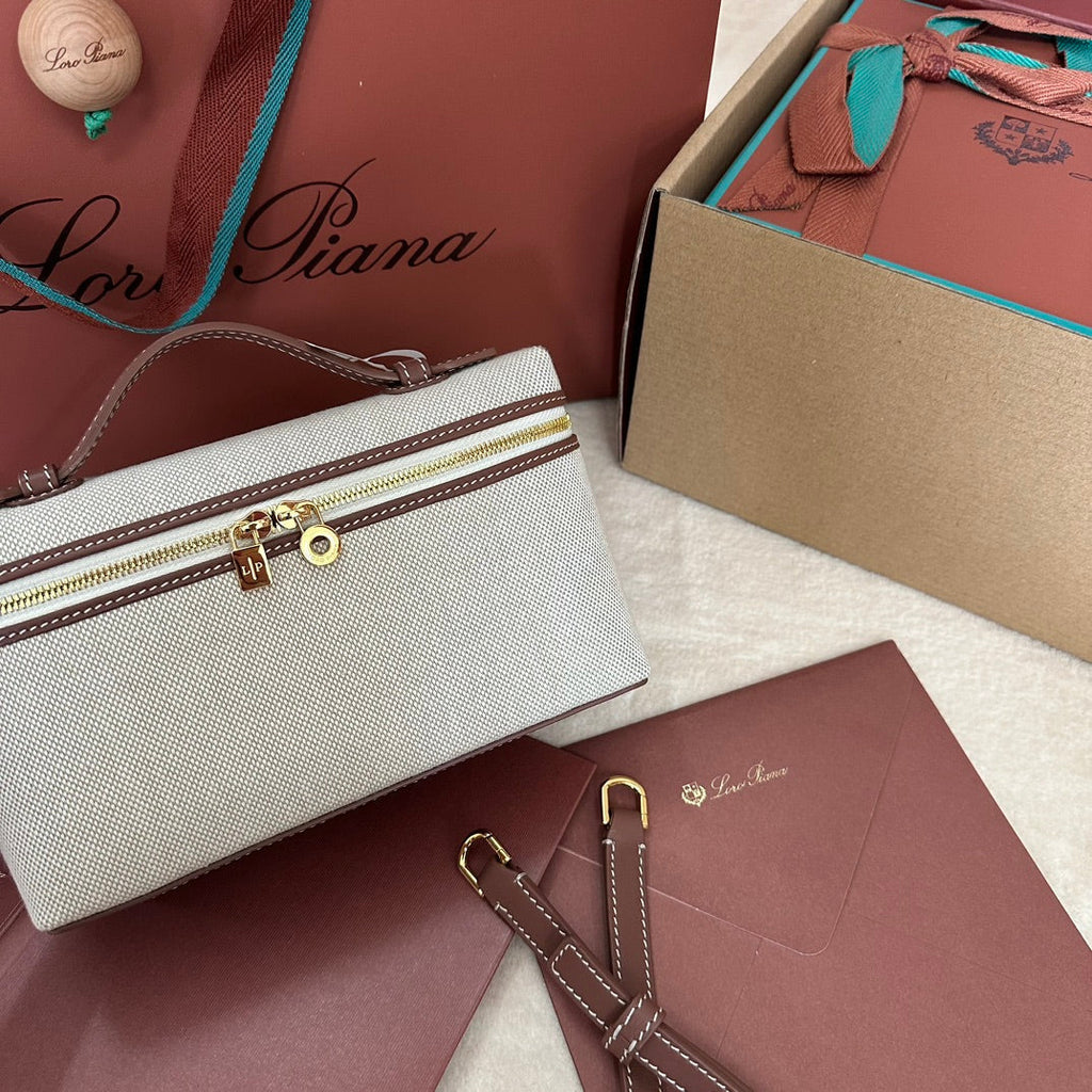 Loro Extra Pocket L19cm Grey Canvas Burgundy Calfskin