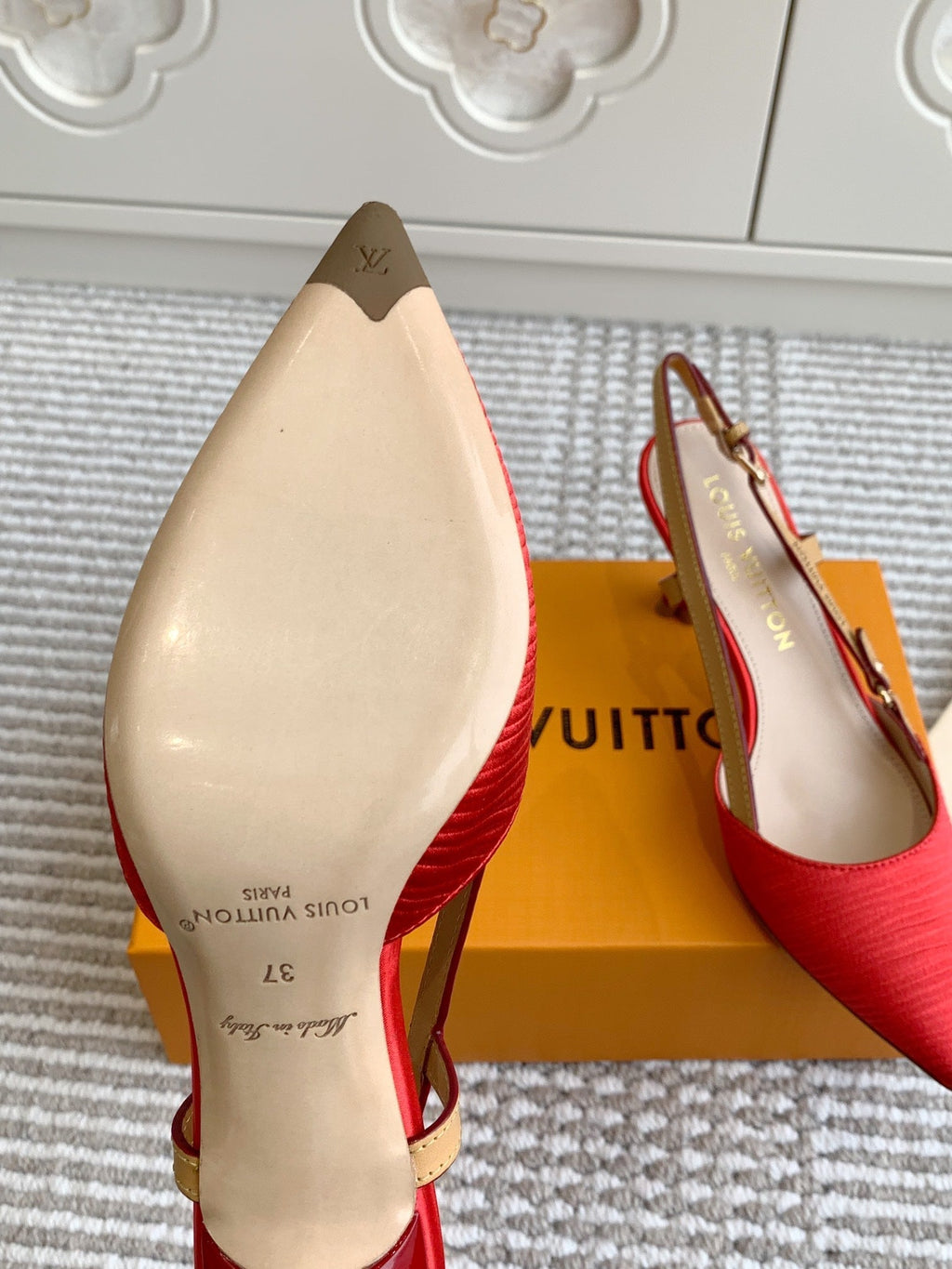 BLOSSOM SLINGBACKS 75 MM IN CHERRY RED IMPORTED STRIPED SILK SATIN
