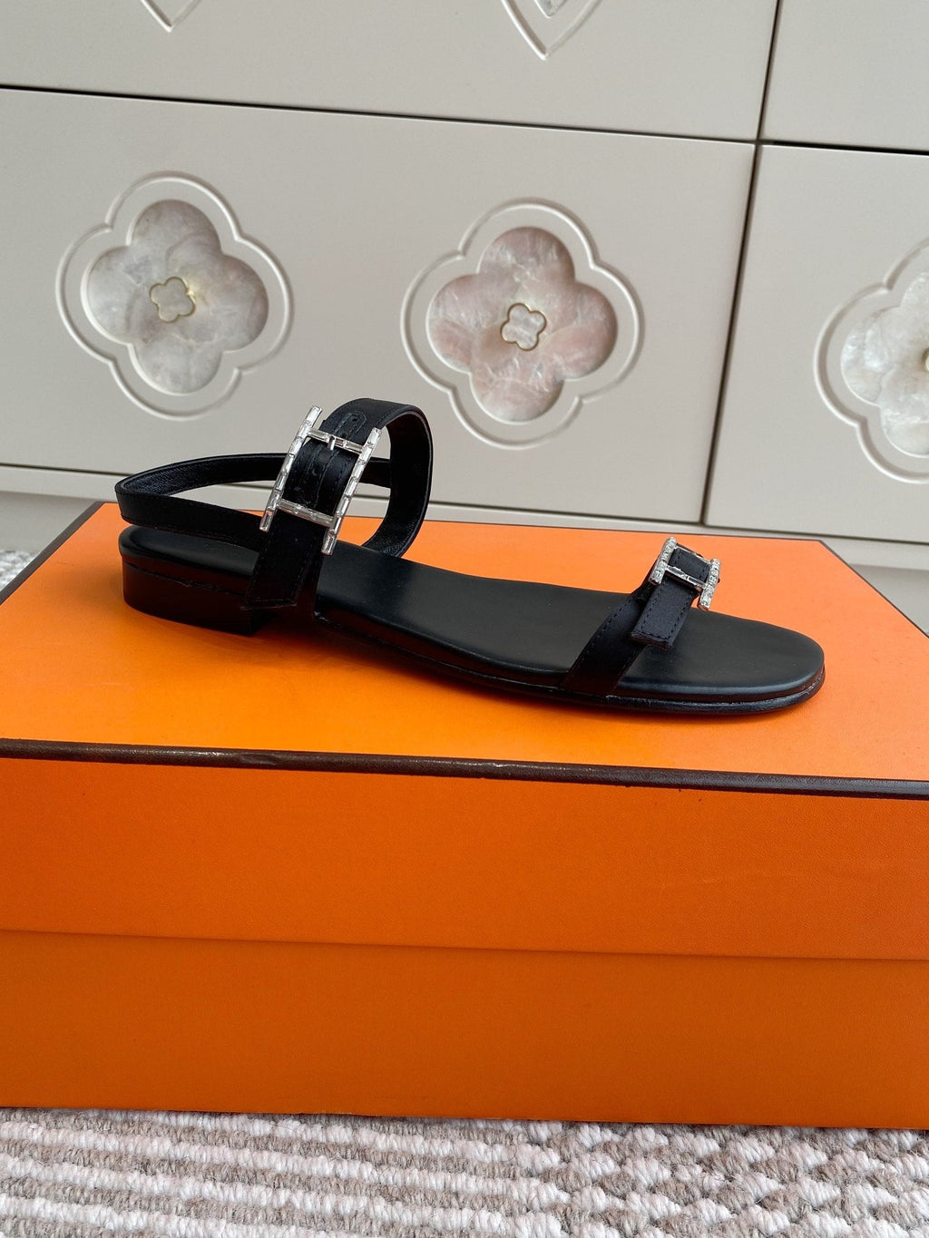 HM Cristal Sandals Black Calfskin 291448