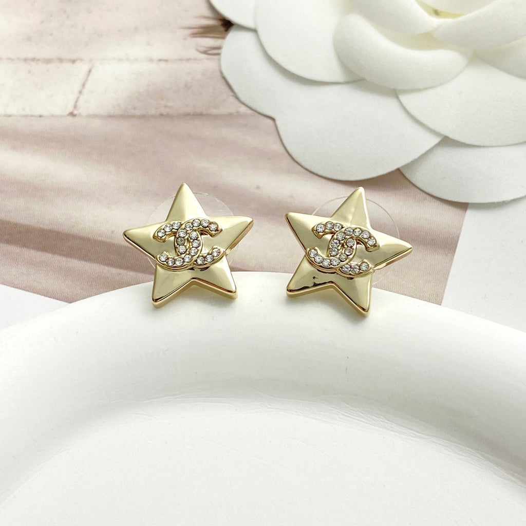 CC Light Gold Double C Star Earrings