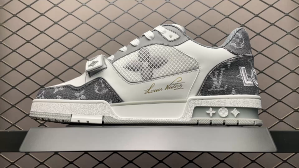 L X V TRAINER SNEAKERS
