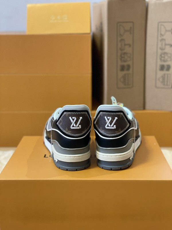 L X V TRAINER 1A9IQ5 Sneakers