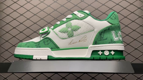 L X V TRAINER Sneakers