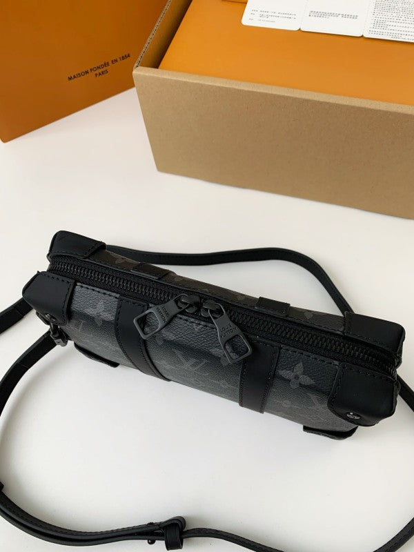 L X V's new Sac Plat Horizontal Zippé men's black flower briefcase M45165 Size:  22.5*14*5cm