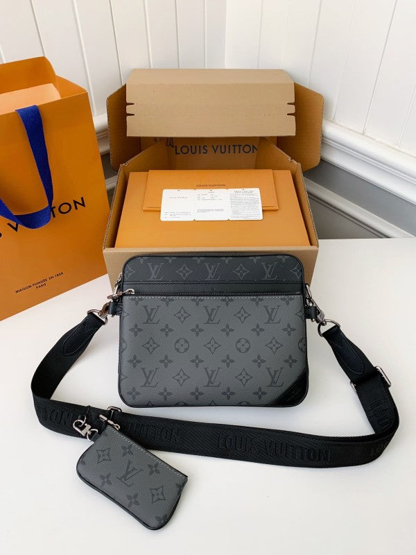 L X V  Messenger Bags Size 25*18.5*7cm