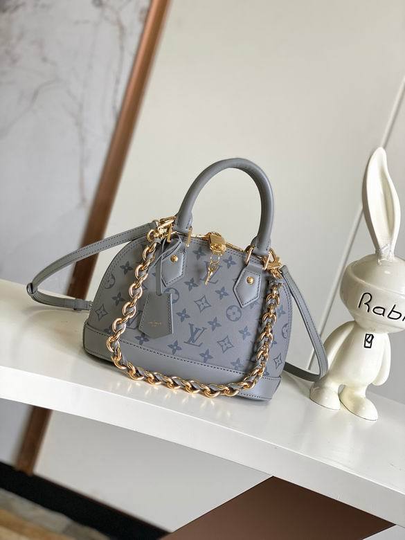 L X V Bag 23.5x17.5x11.5cm