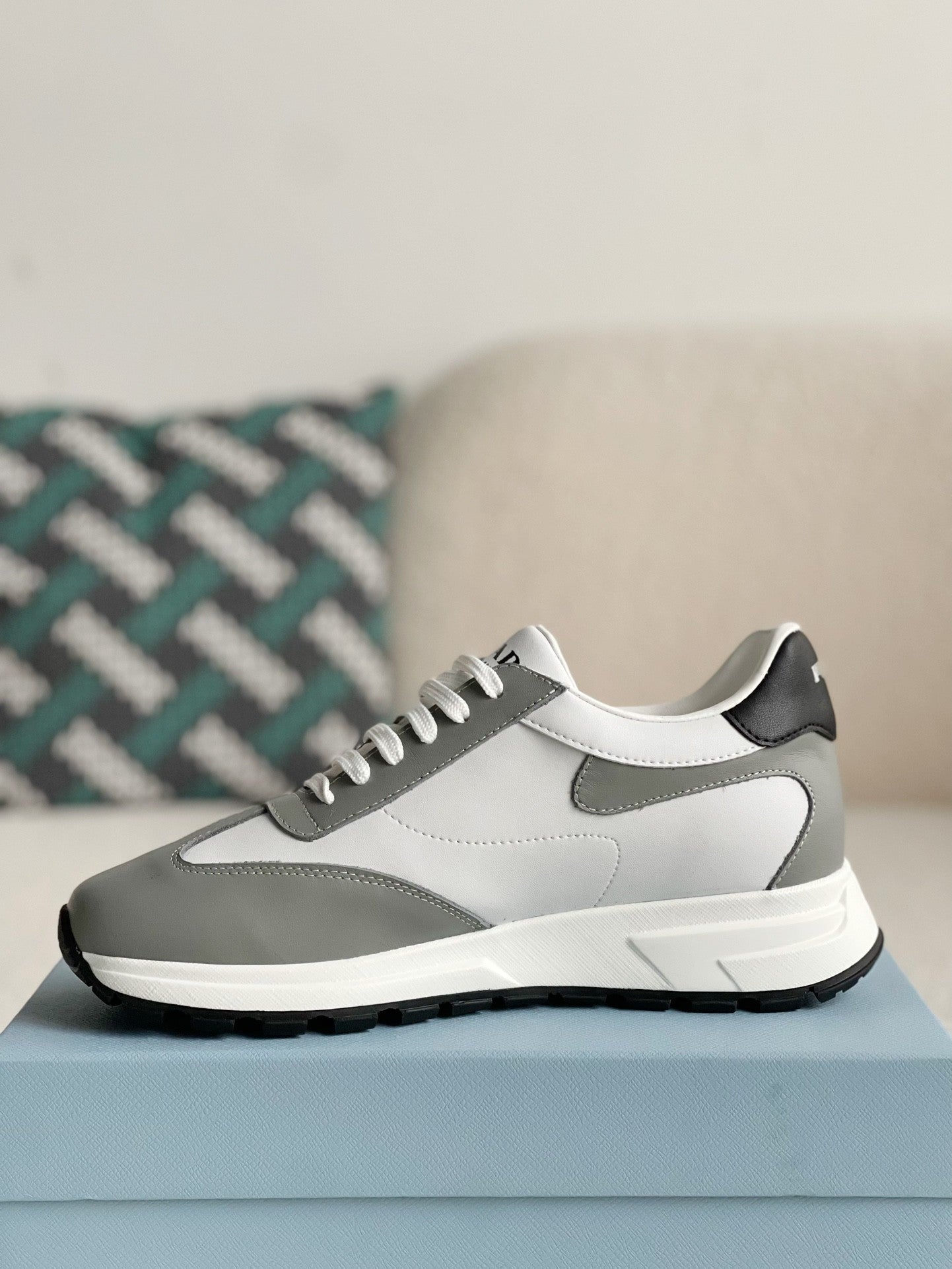 PRD Sneakers