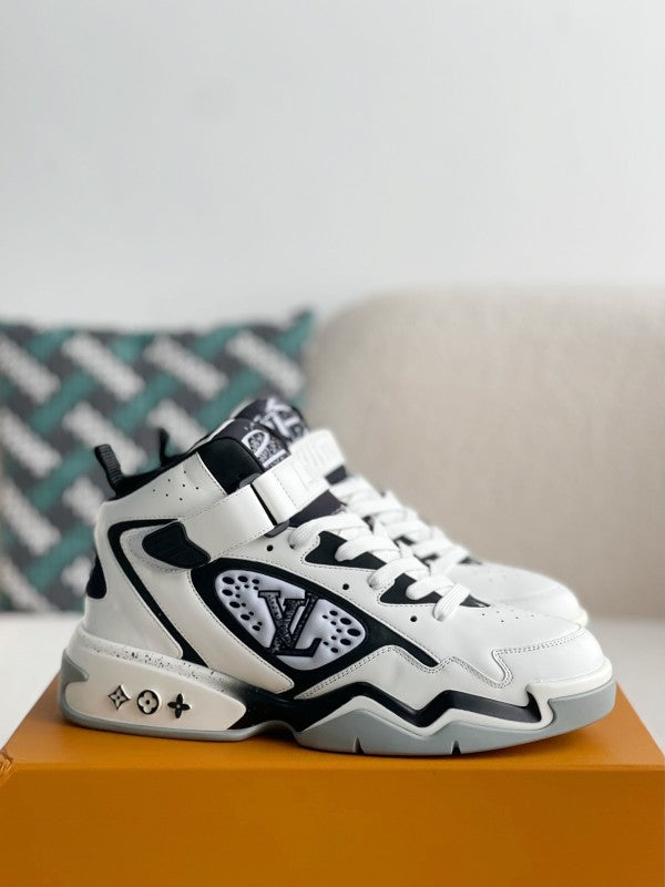 L X V Trainer  Adjustable Mode Paste Sports Casual Shoes