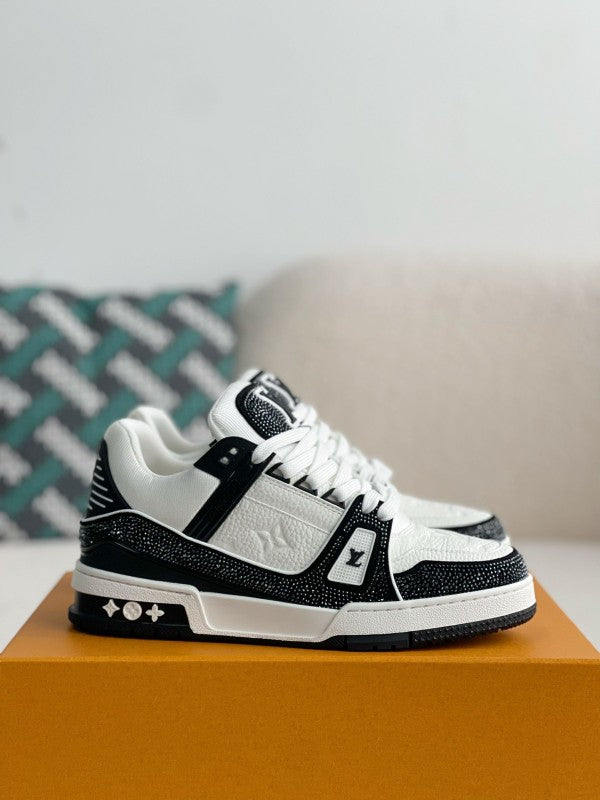 L X V Trainers Sneakers