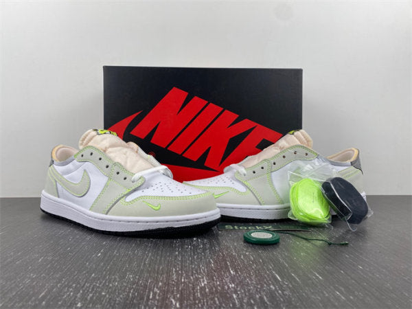 JRD 1 Retro Low White Ghost Green Black DM7837-103