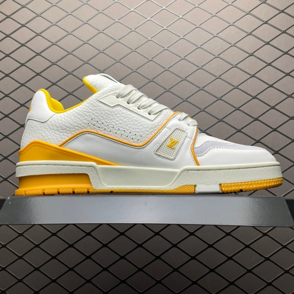 L X V TRAINER Sneakers