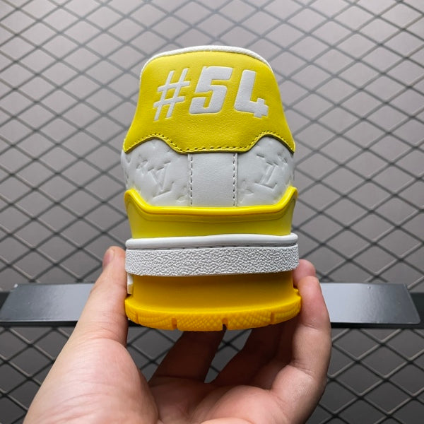 L X V TRAINER Sneakers