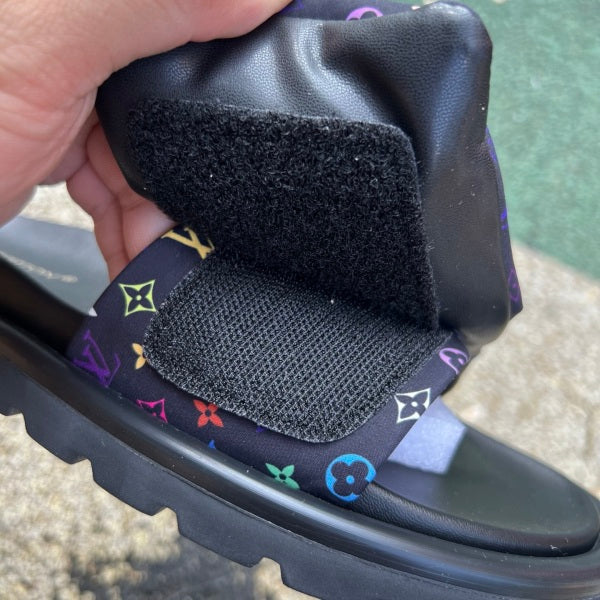L X V SLIPPERS