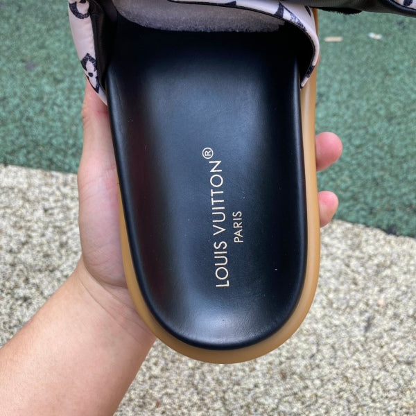 L X V SLIPPERS