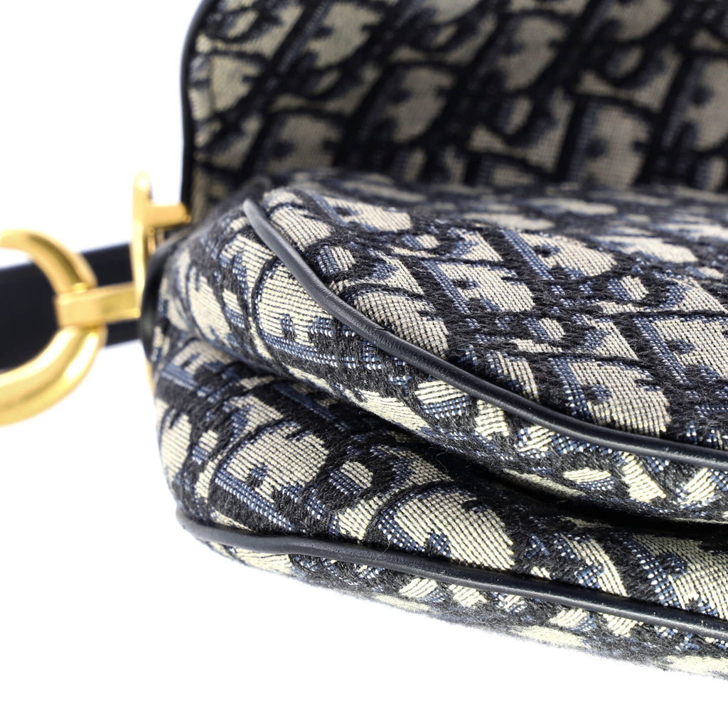 Saddle Handbag with Strap Oblique Canvas Medium