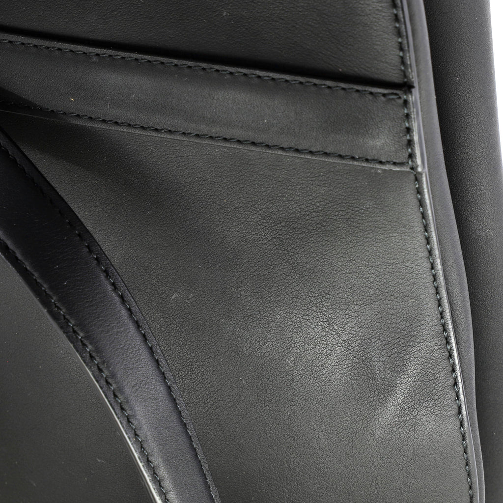 Ultra Matte Saddle Handbag Leather Medium