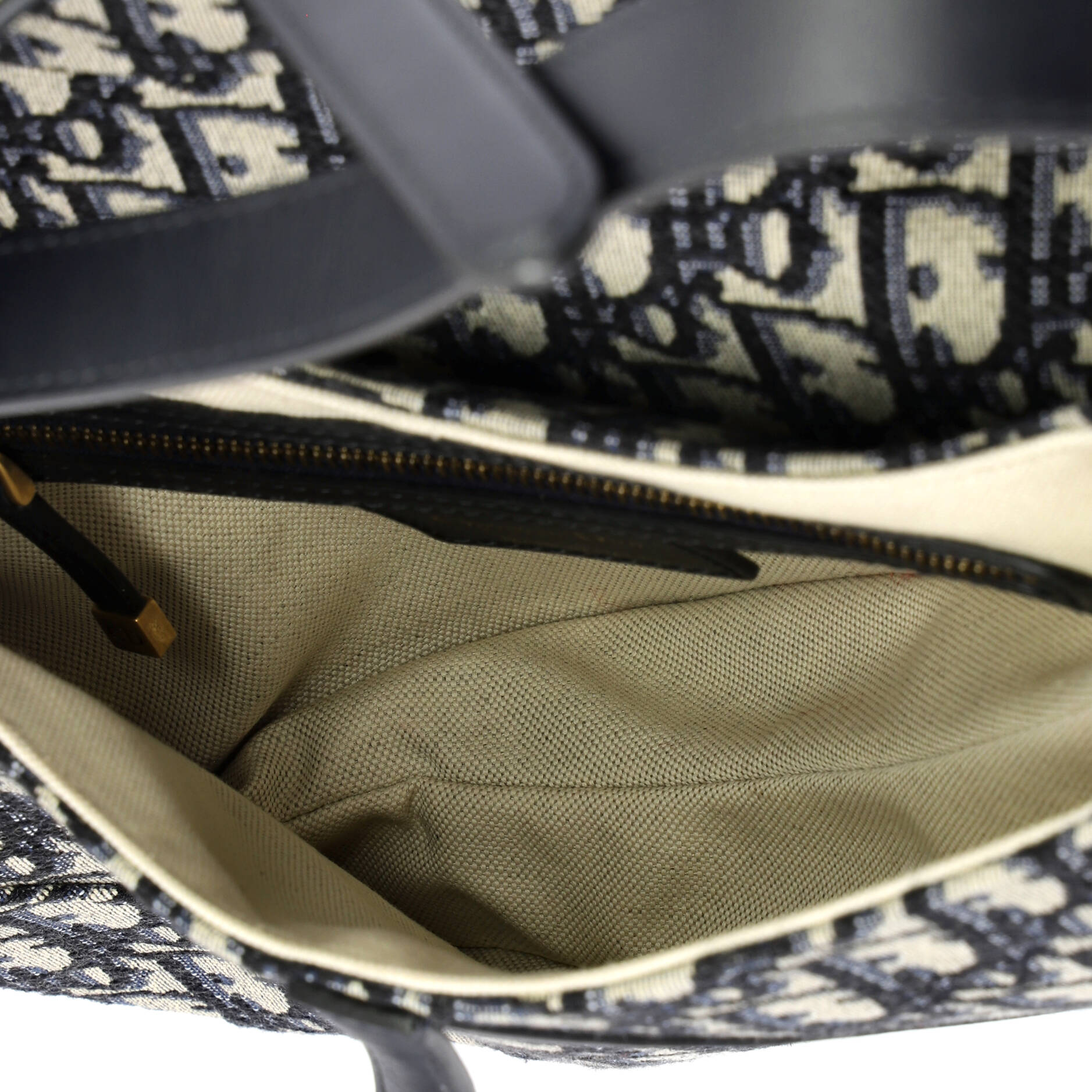 Saddle Handbag Oblique Canvas Medium