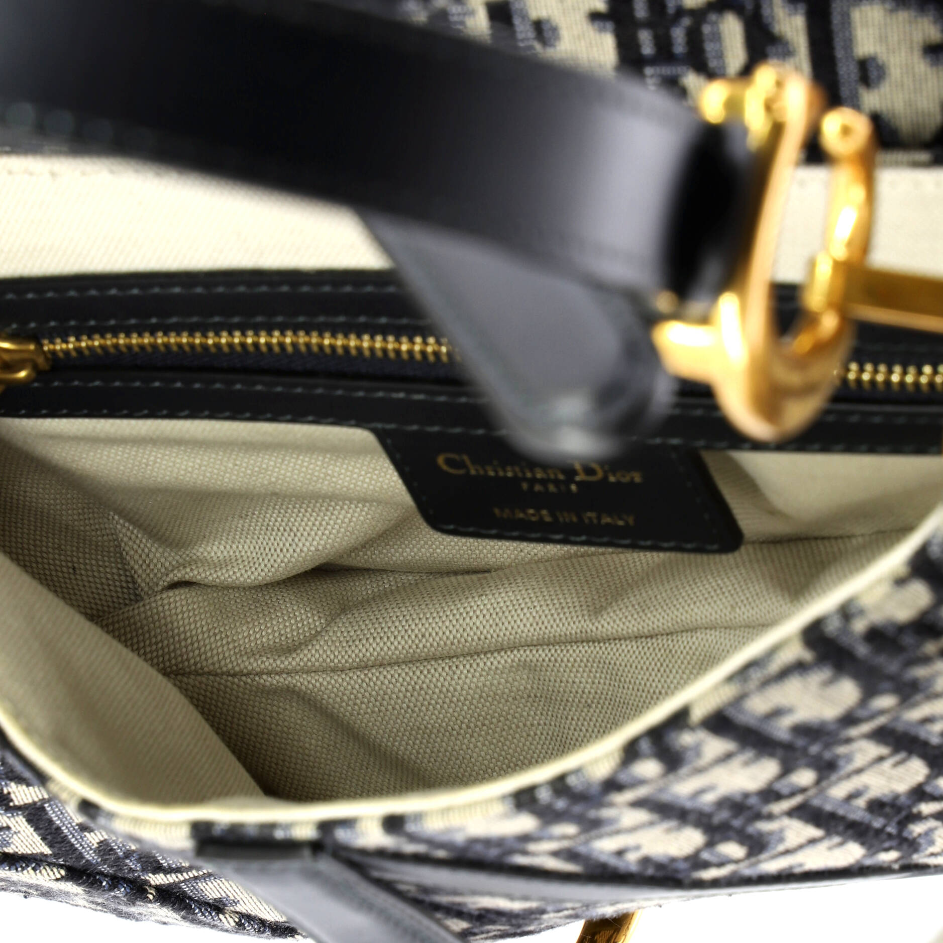Saddle Handbag Oblique Canvas Medium