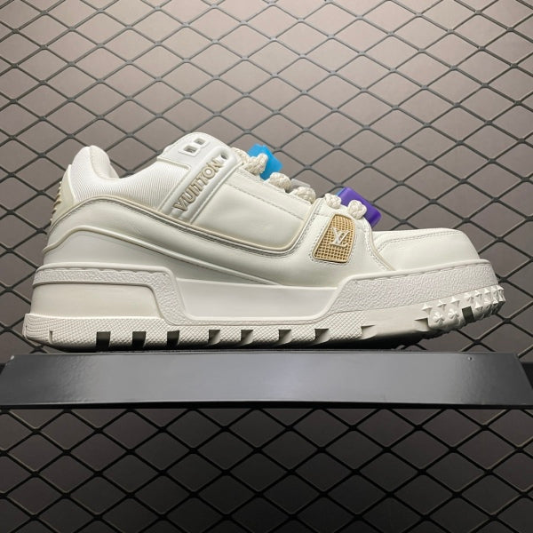 L X V  TRAINER 2023Show style Sneakers