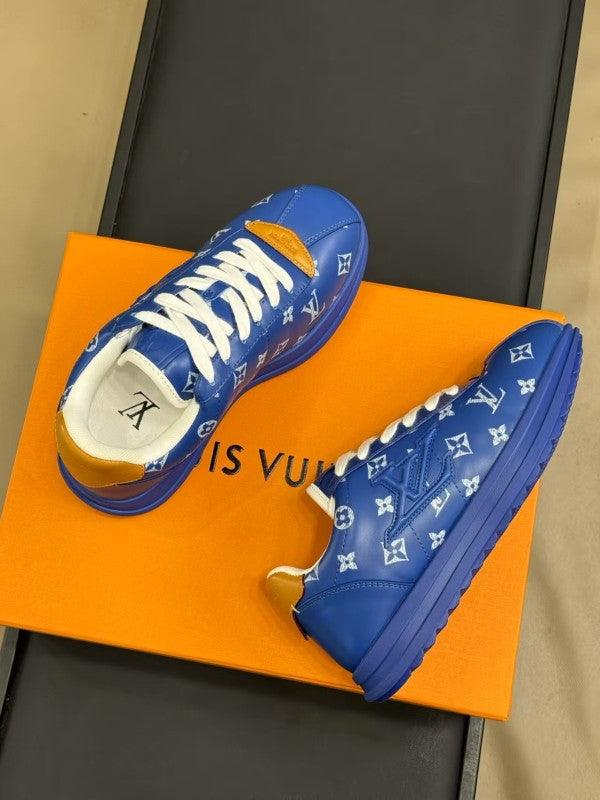 L X V SNEAKERS