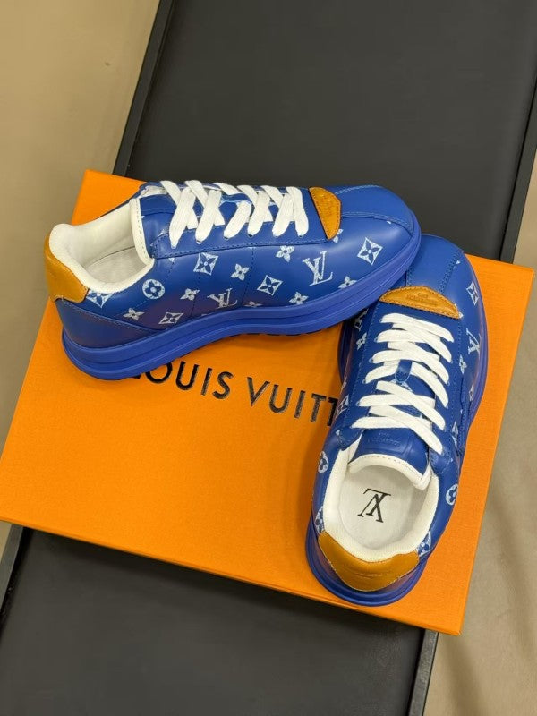 L X V SNEAKERS