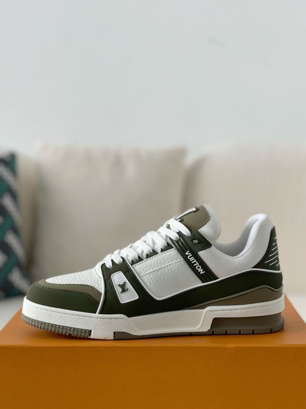 L X V TRAINER Sneakers