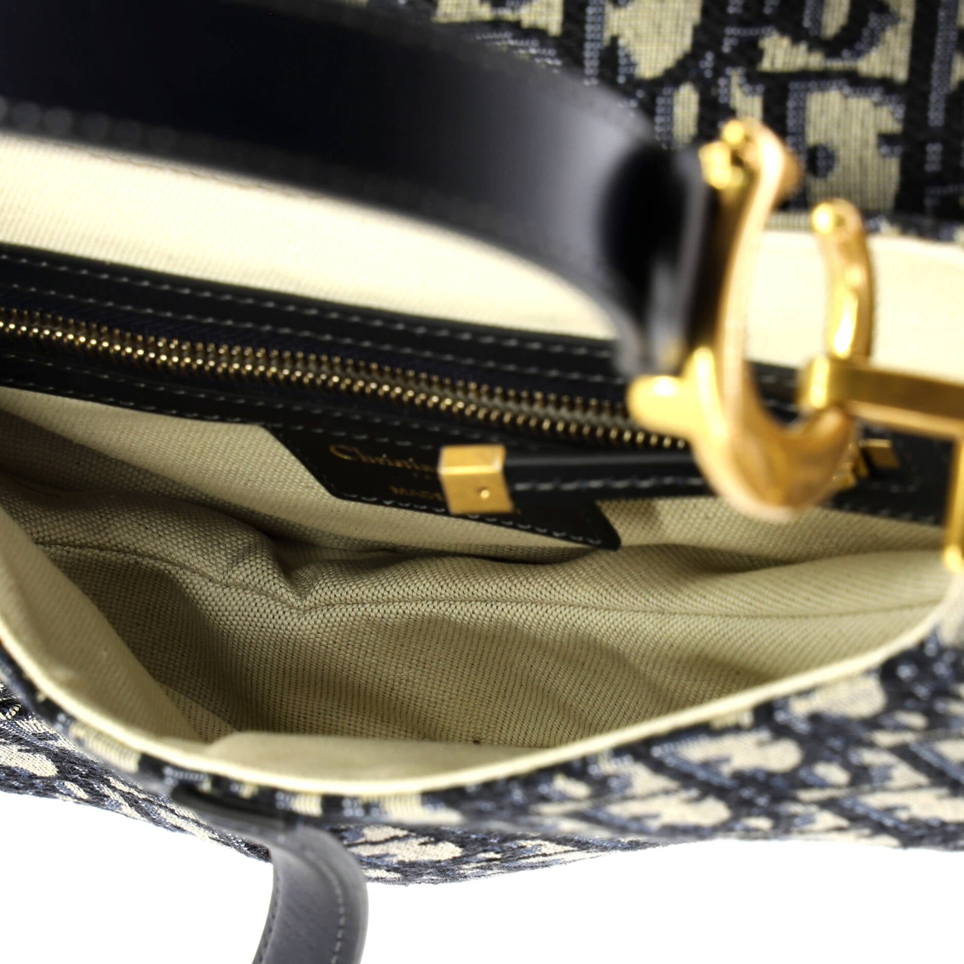 Saddle Handbag Oblique Canvas Medium