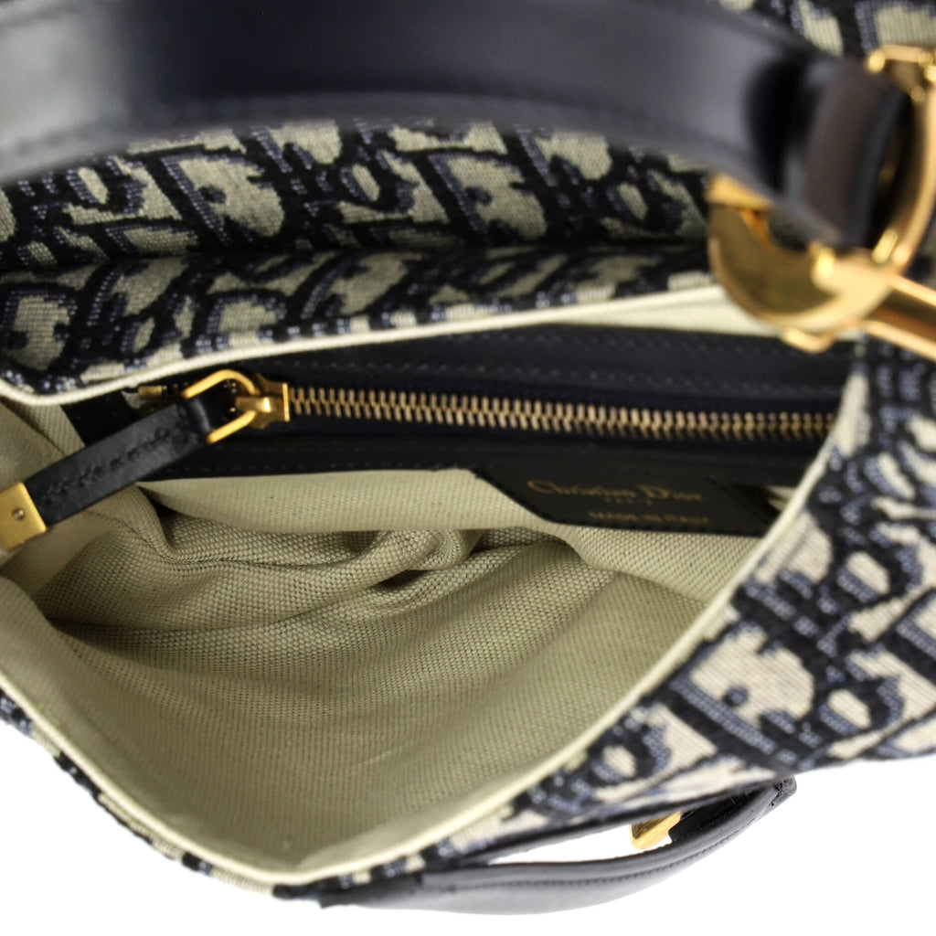 Saddle Handbag Oblique Canvas Medium