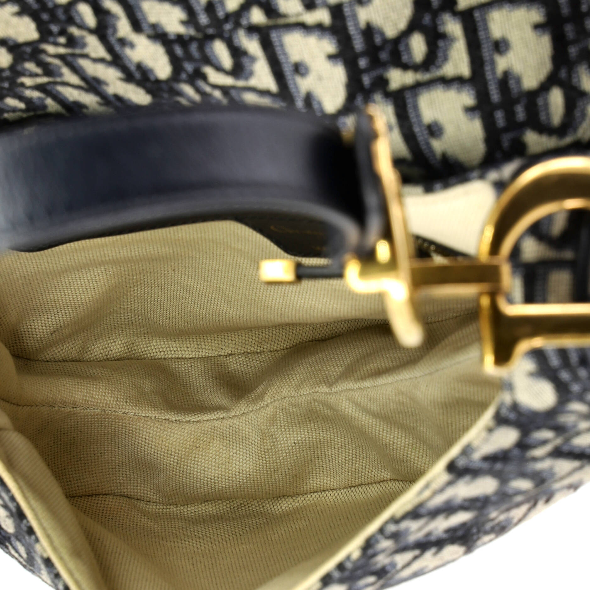 Saddle Handbag Oblique Canvas Medium