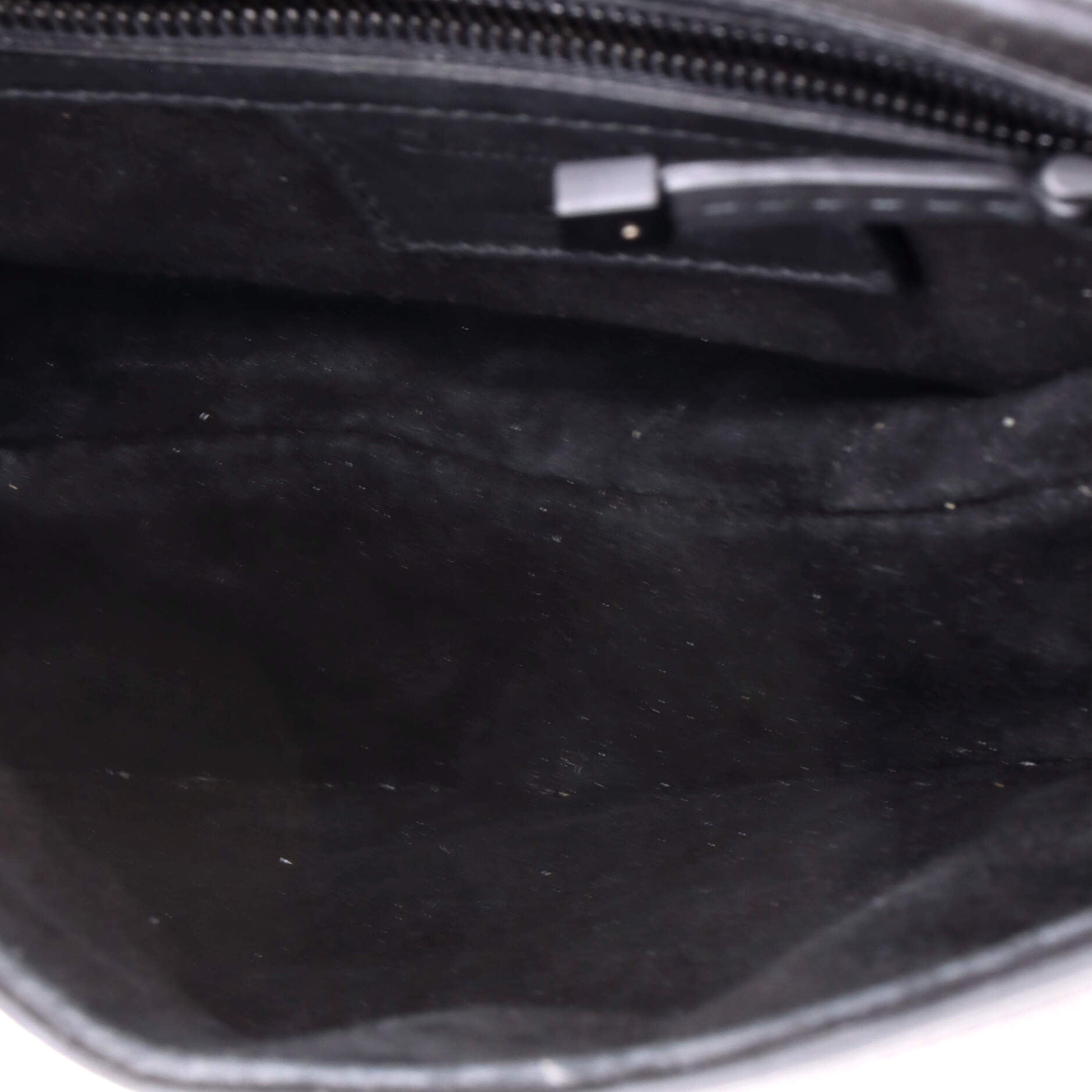 Ultra Matte Saddle Handbag Leather Medium