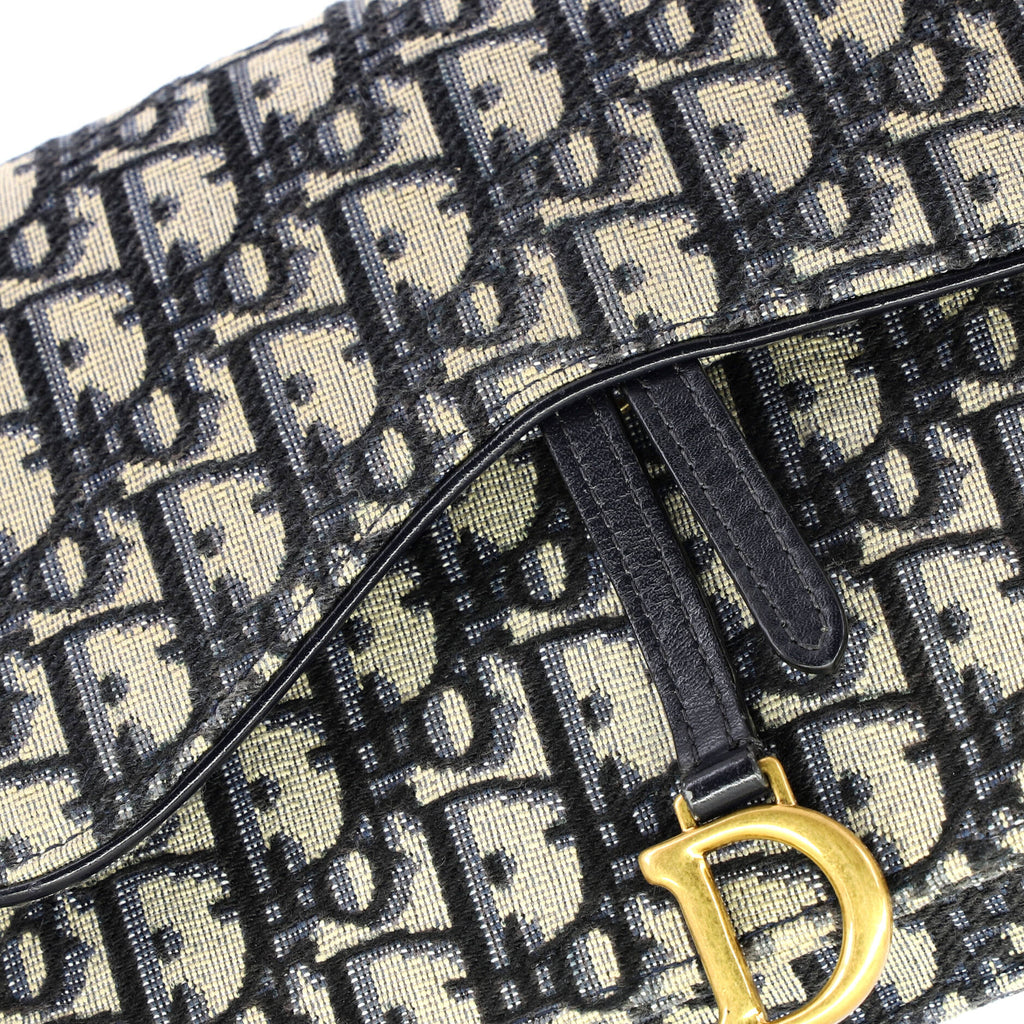 Saddle Chain Clutch Oblique Canvas