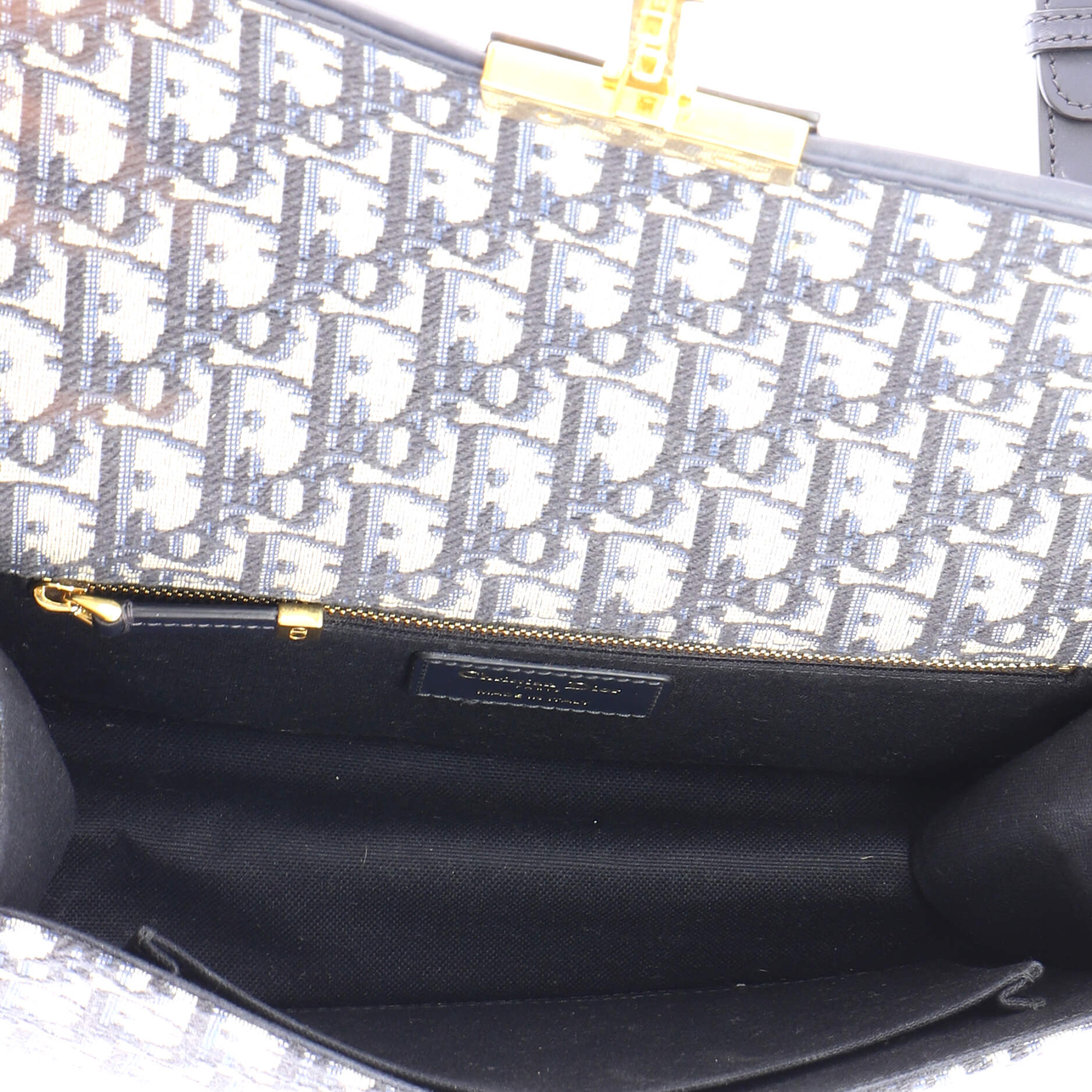30 Montaigne Chain Flap Bag Oblique Canvas East West